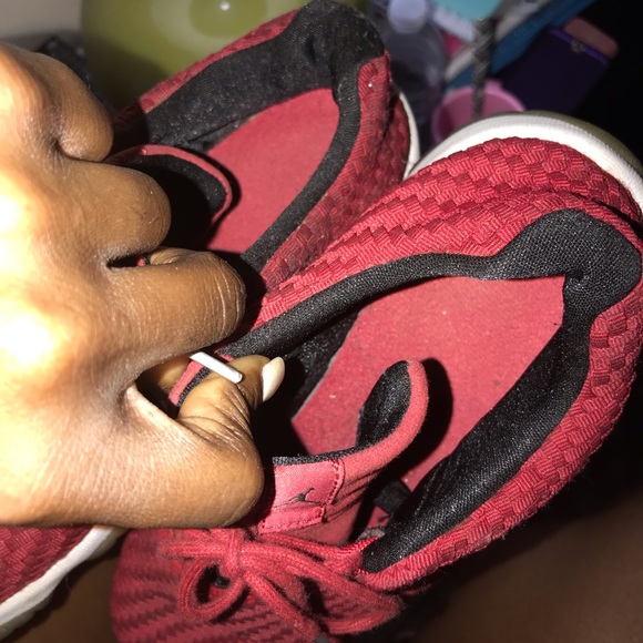 Boy’s Jordon AJ Future Low. - Picture 3 of 4